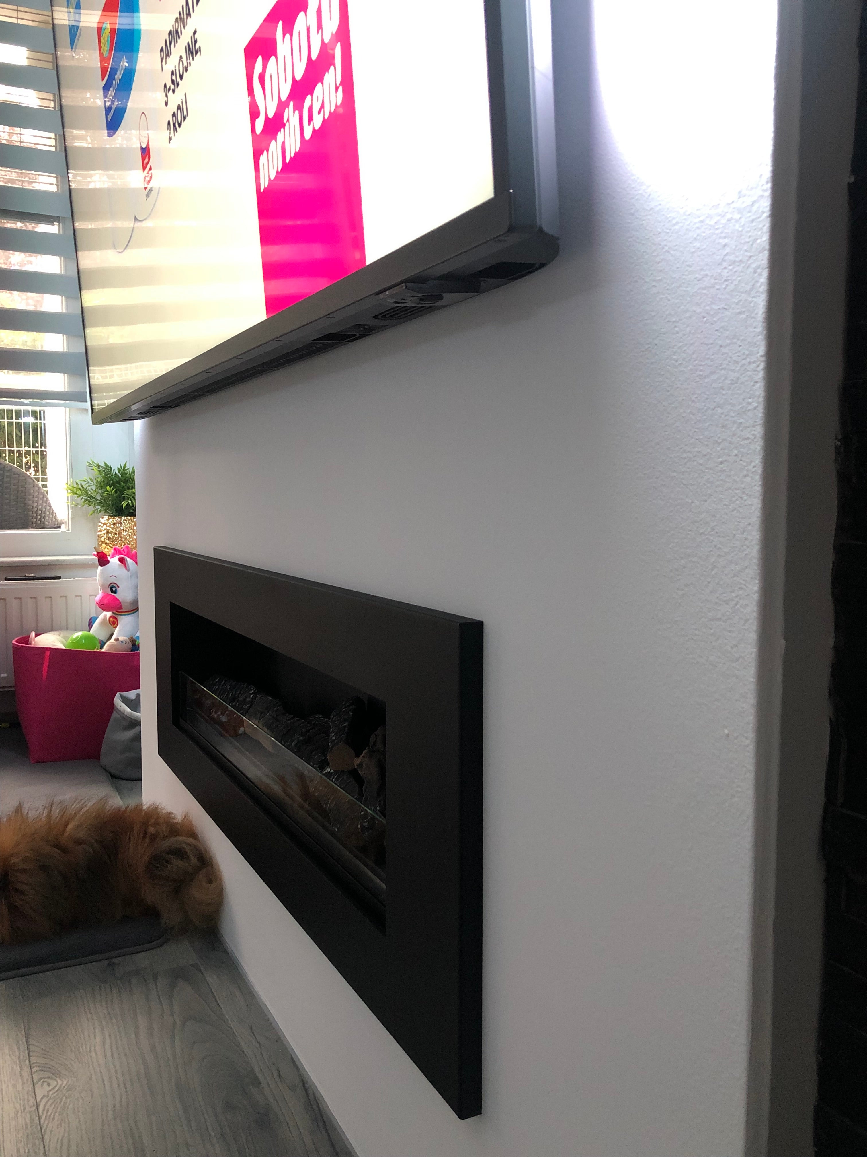 Ekokamin Dey-120 – Širok vgradni kamin (120 cm)